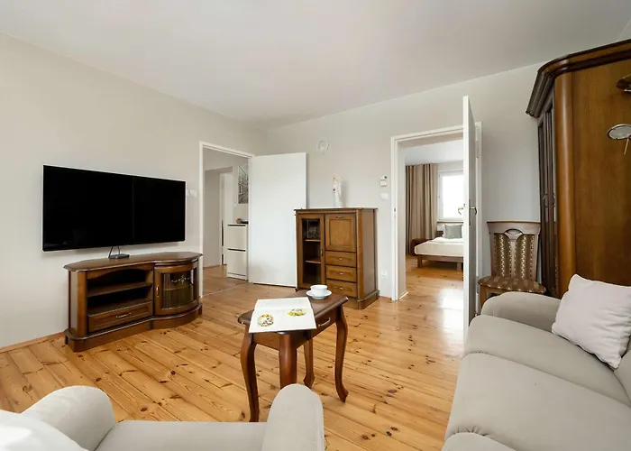 Family With Balcony In By Renters Appartement Wrocław