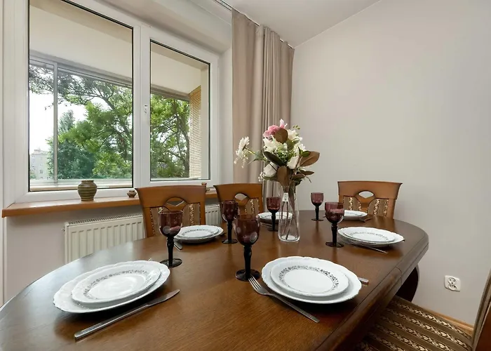 Apartman Family With Balcony In By Renters Wrocław